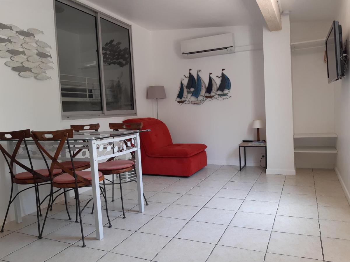 Théziers Petite Maison De Campagne Gardoise מראה חיצוני תמונה
